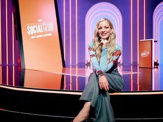 Neo Social Club mit Laura Larsson