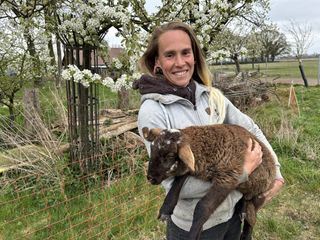 Zwischen Angst und Aufbruch - Eine Schaeferin kaempft um ihre Herde