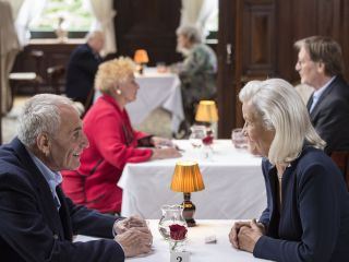 Altersgluehen - Speed Dating fuer Senioren